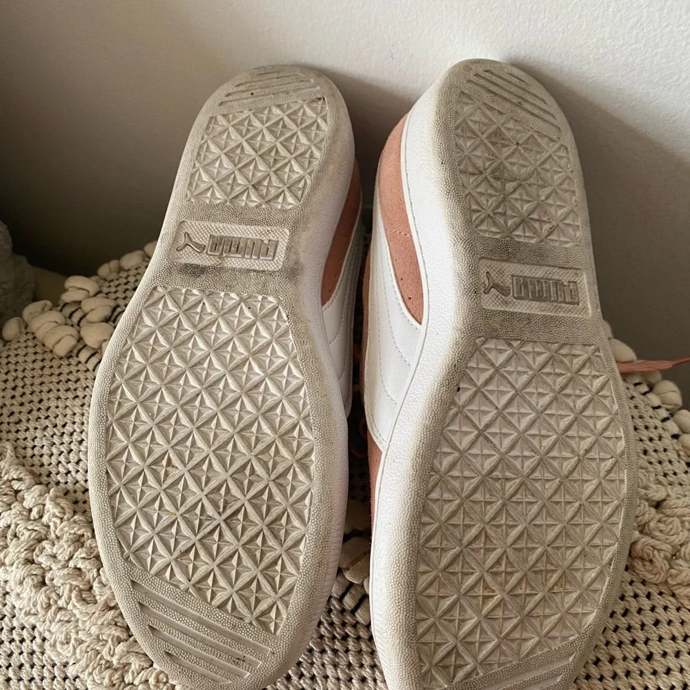 Peach Pumas - Picture 5 of 7